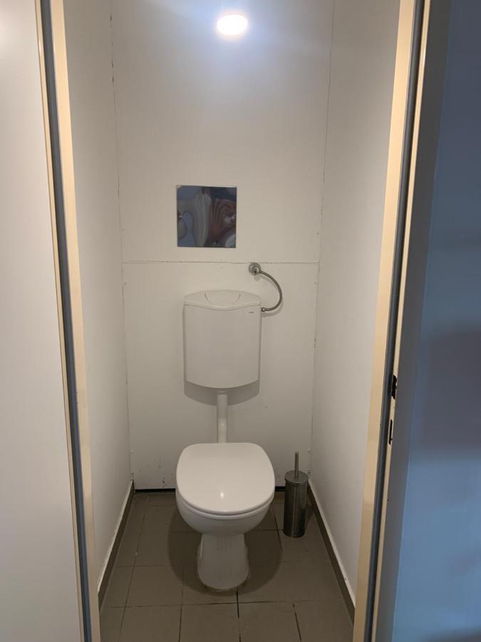 Sehr Schone 1 In Favoriten Wien